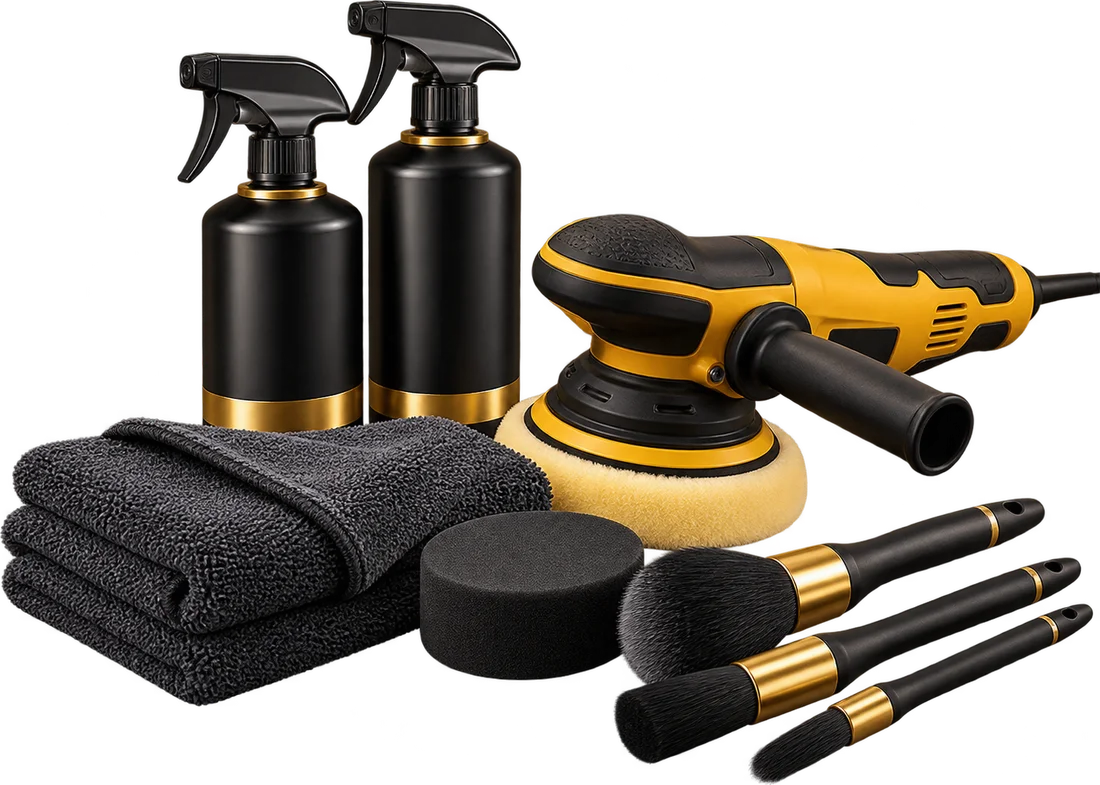 Ilustração de ferramentas de estética automotiva: pulverizadores, microfibra, pincéis e politriz